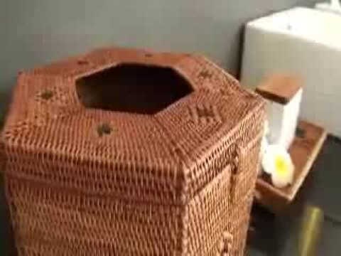楽天市場】フタに穴のあいたアタ製バスケット 六角形 多角形 フタ付き