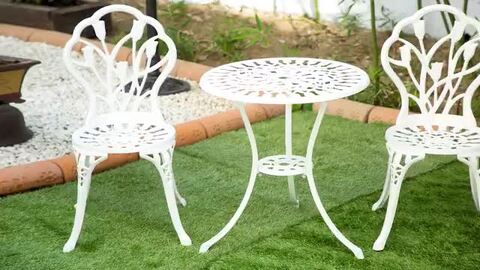 ★分解済★ 白い 花模様 ガーデン テーブル と チェア セット 金属製 イス アンティーク調 アルミテーブルチェアセット ホワイト ブロンズ