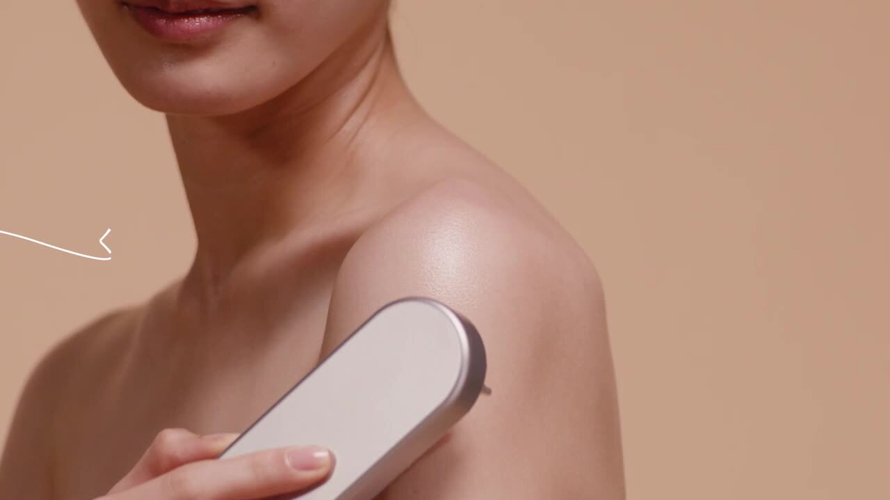 ▼SALONIA EMSリフトブラシ　SAL22206SL　美容家電　美顔器 Amazon.co.jp: SALONIA サロニア EMS リフトブラシ 電気ブラシ