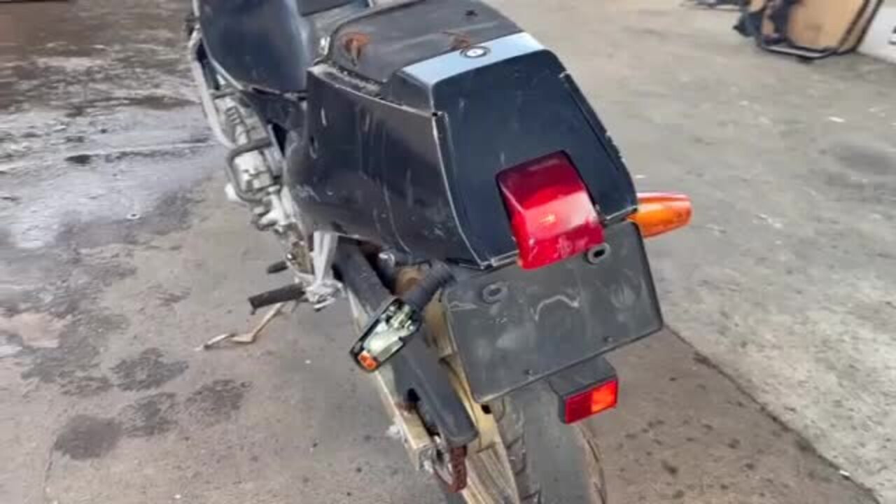 楽天市場】YAMAHA FZR250 2KR フロントフェンダー ヤマハ : AUTO